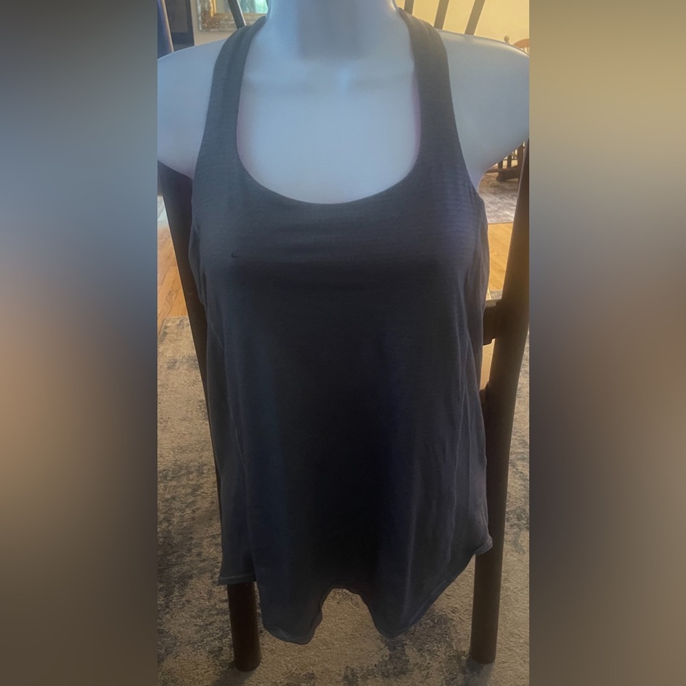Five Lululemon wild tanks